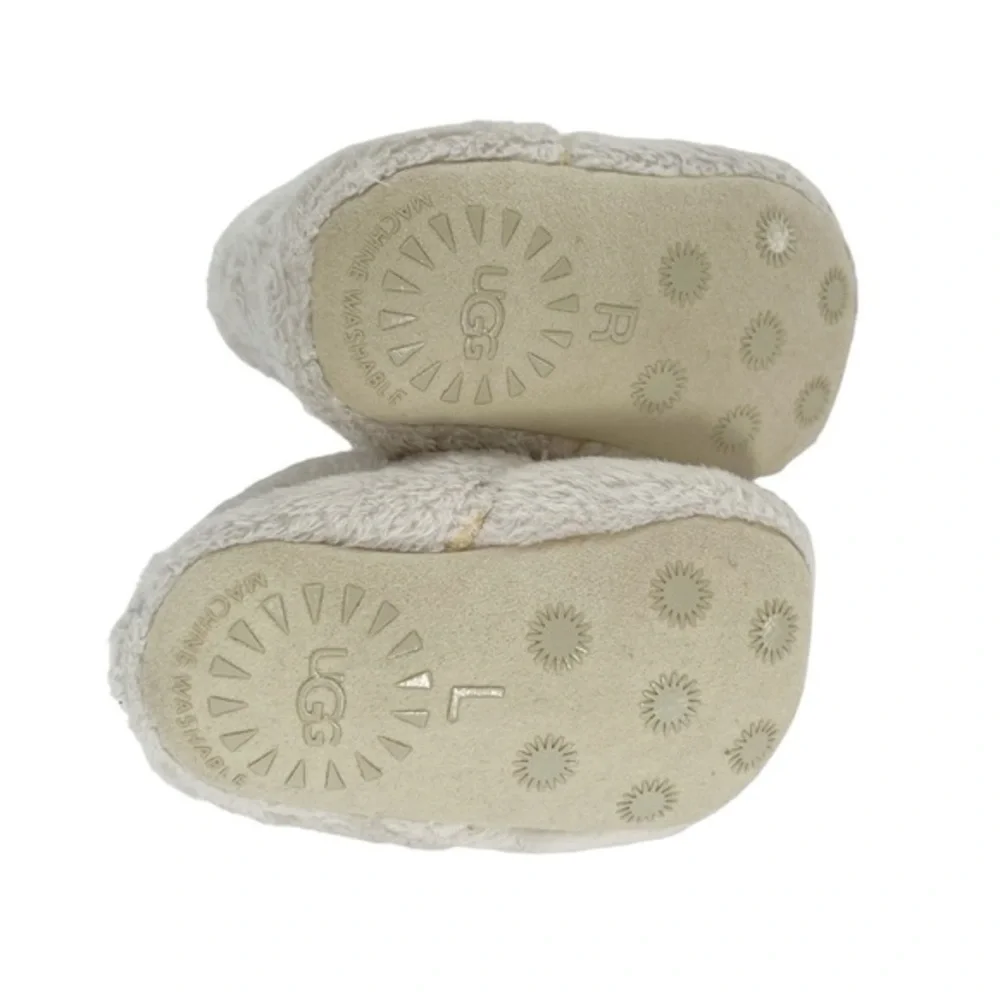 UGG Bixbee Vanilla Cream Curly Fleece Infant Baby Bootie Slipper Crib Shoe